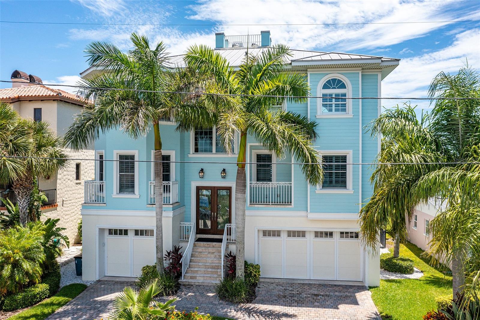 821 BAY POINT DR, MADEIRA BEACH, FL, 33708