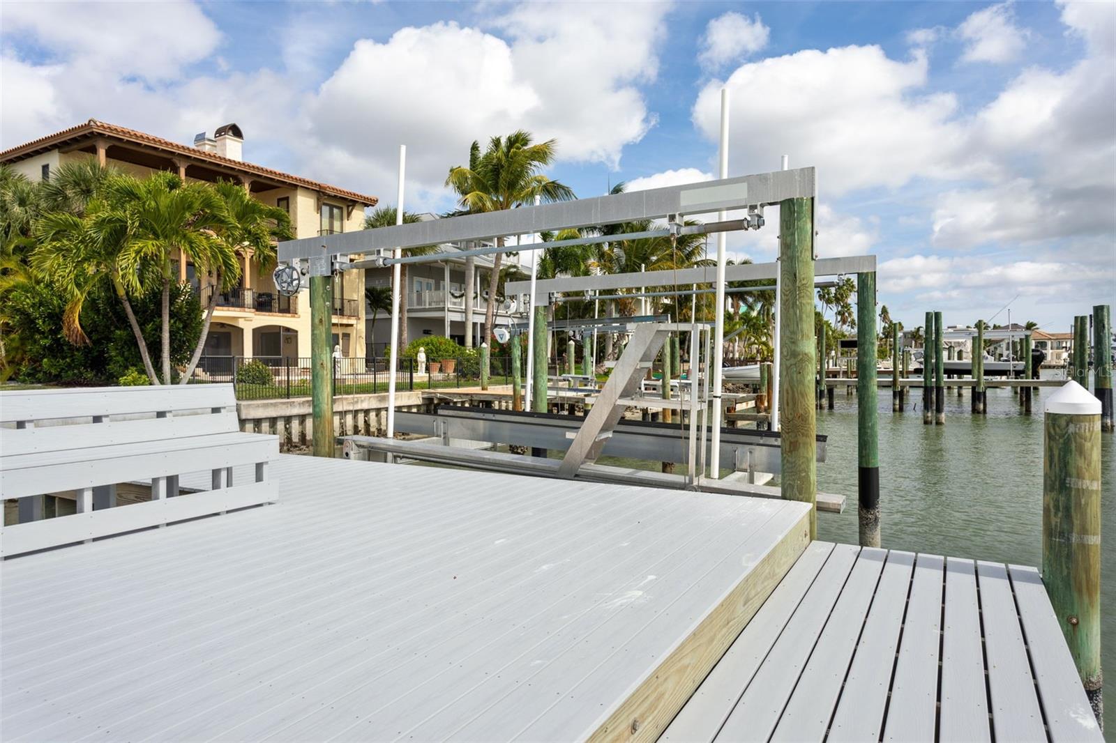 821 BAY POINT DR, MADEIRA BEACH, FL, 33708