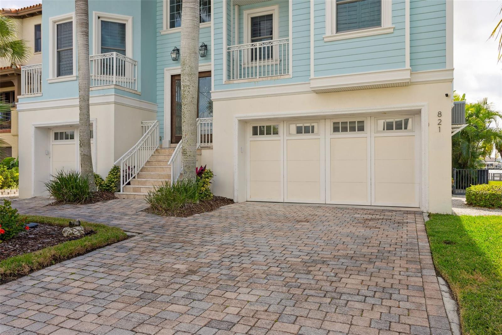 821 BAY POINT DR, MADEIRA BEACH, FL, 33708