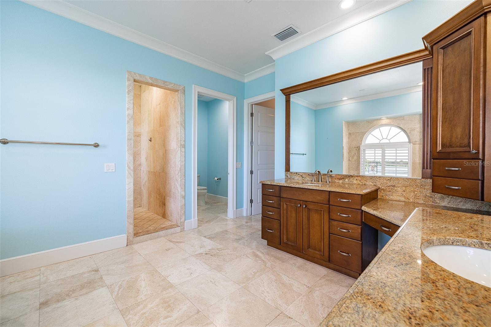 821 BAY POINT DR, MADEIRA BEACH, FL, 33708