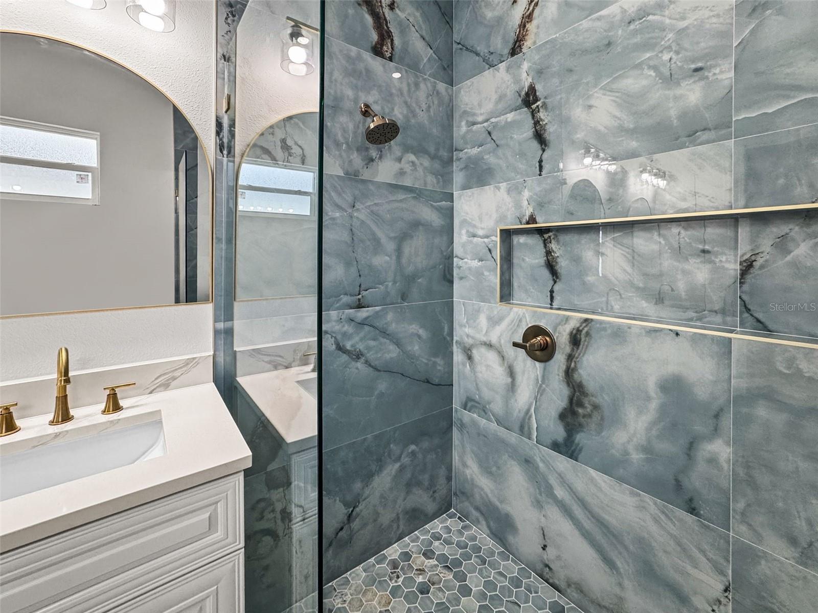 330 ARCHIMEDES ST, DUNEDIN, FL, 34698