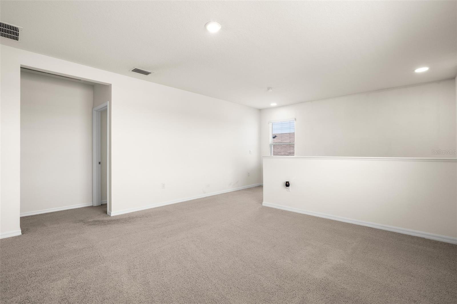 2814 COMMON FIG RUN, WESLEY CHAPEL, FL, 33543