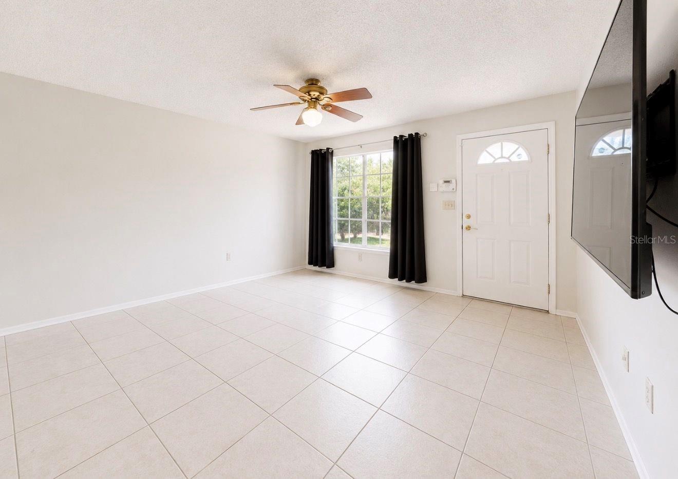 2316 FLETCHERS POINT CIR, TAMPA, FL, 33613