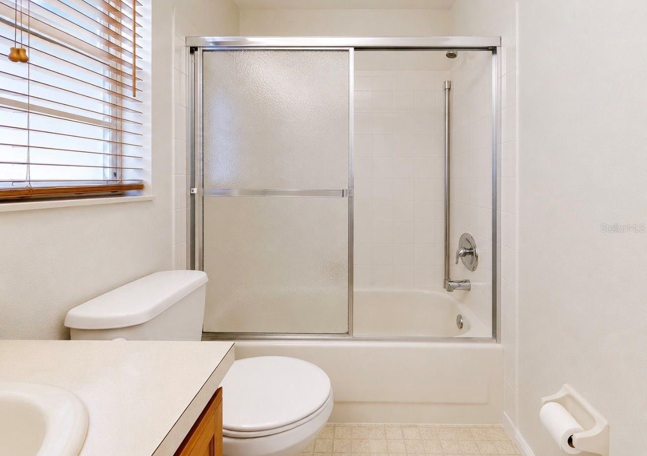 2316 FLETCHERS POINT CIR, TAMPA, FL, 33613