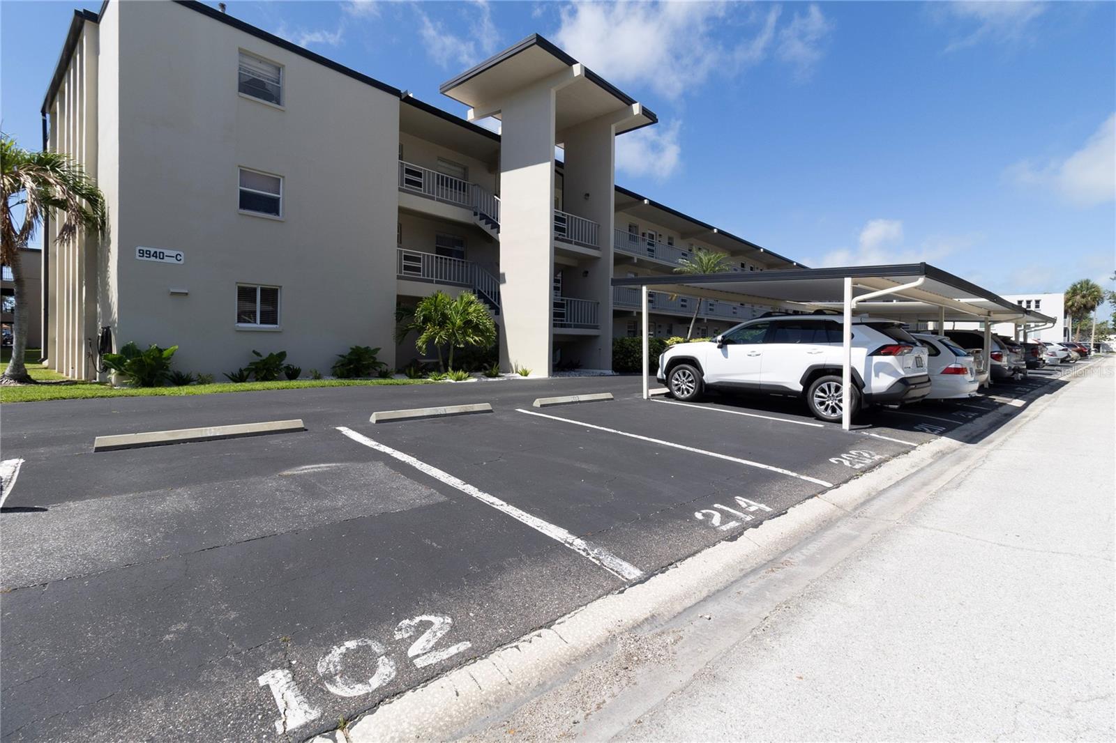 9940 47TH AVE N #207, ST PETERSBURG, FL, 33708