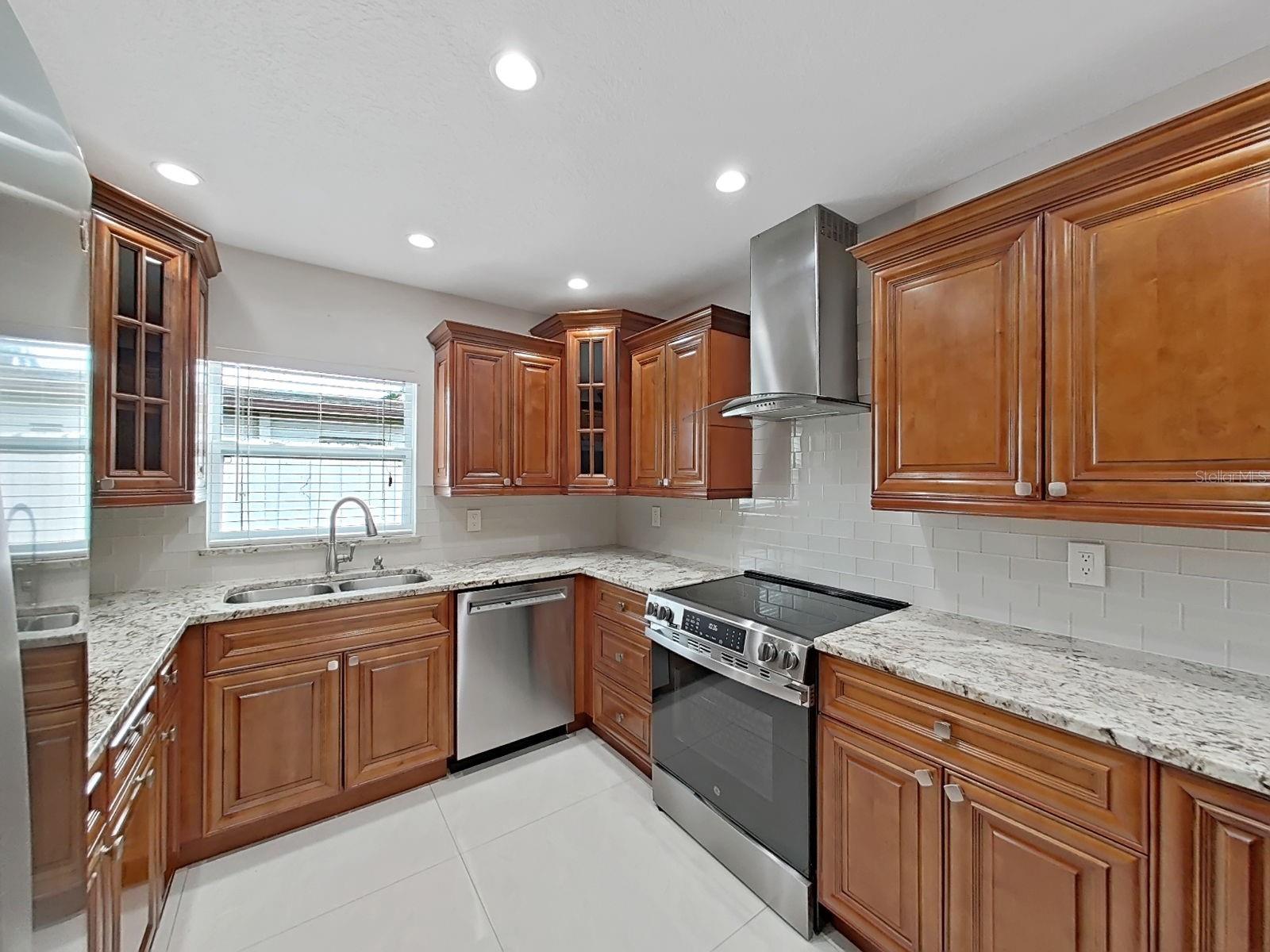 4726 ELDORADO DR, TAMPA, FL, 33615