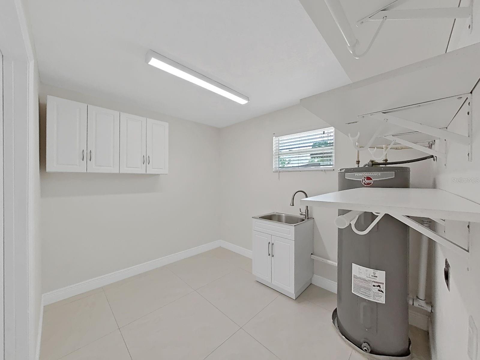 4726 ELDORADO DR, TAMPA, FL, 33615