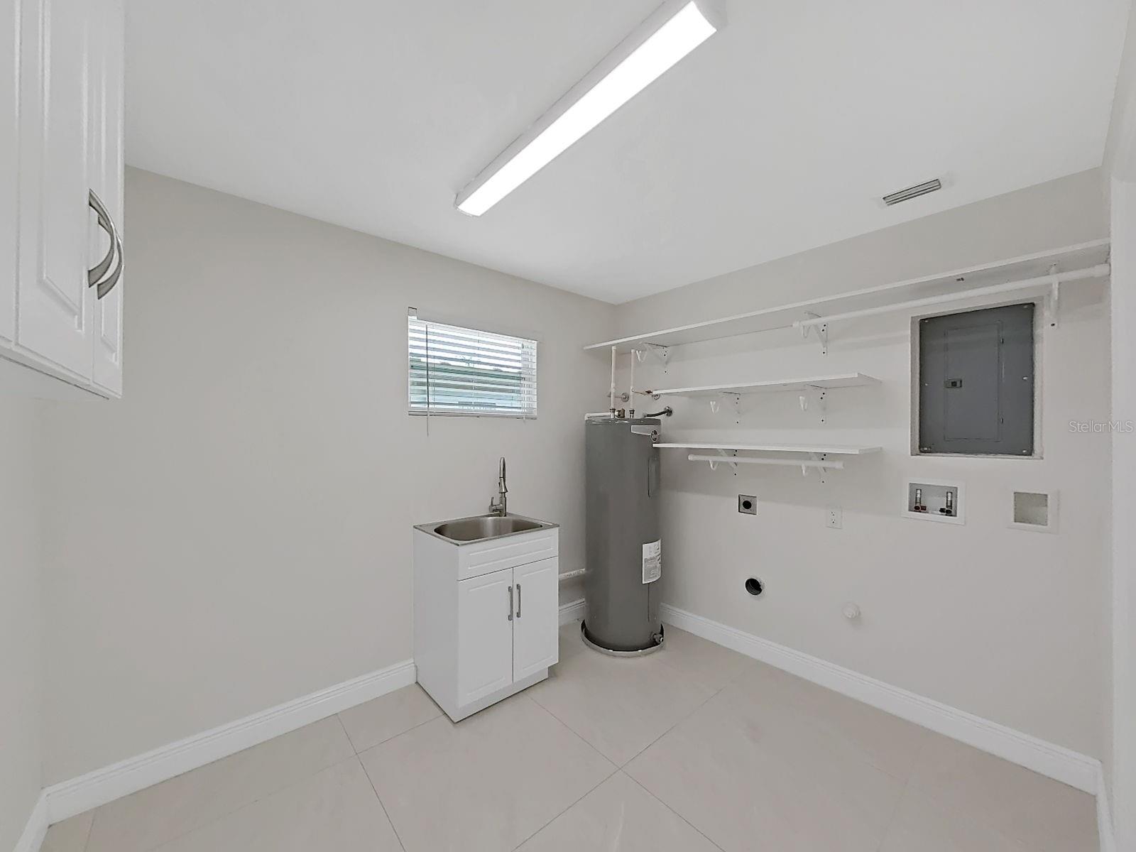 4726 ELDORADO DR, TAMPA, FL, 33615