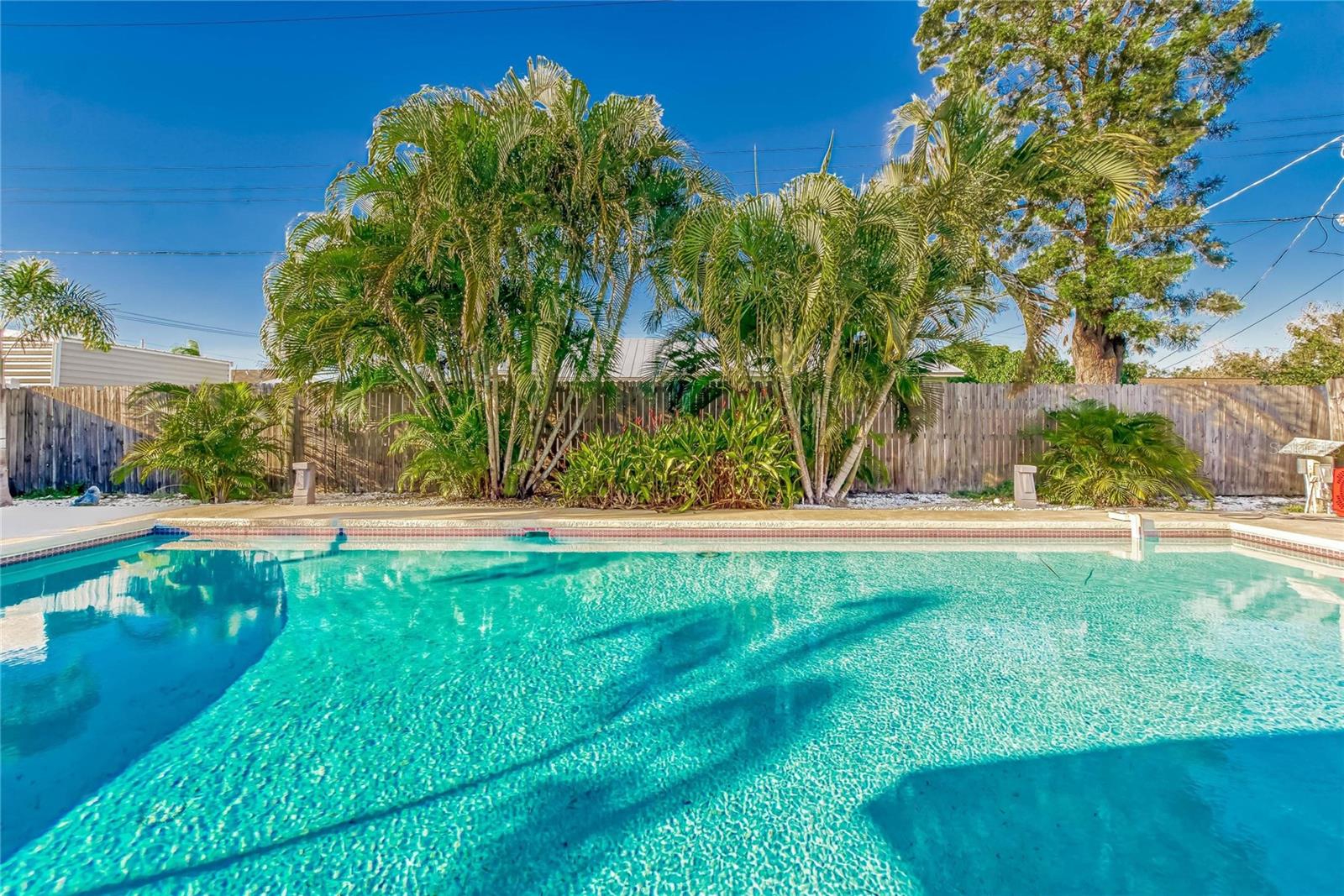 6004 GOLF AND SEA BLVD, APOLLO BEACH, FL, 33572