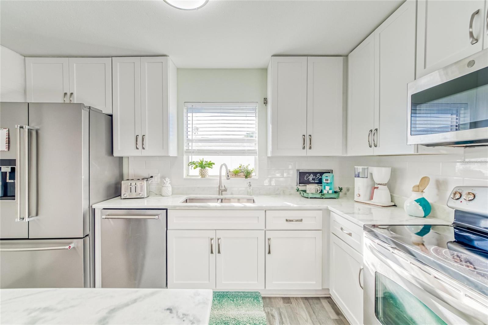 6004 GOLF AND SEA BLVD, APOLLO BEACH, FL, 33572