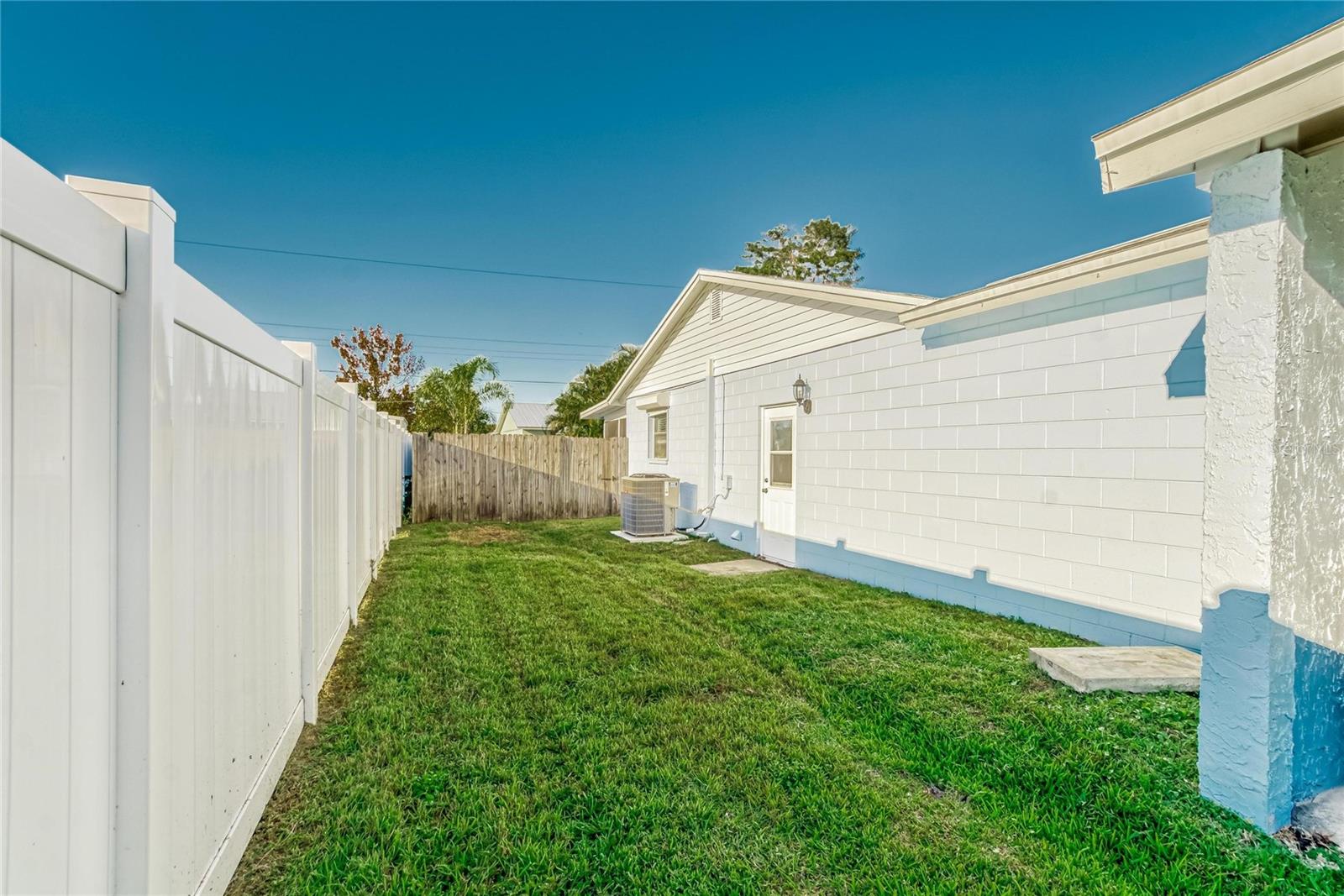 6004 GOLF AND SEA BLVD, APOLLO BEACH, FL, 33572