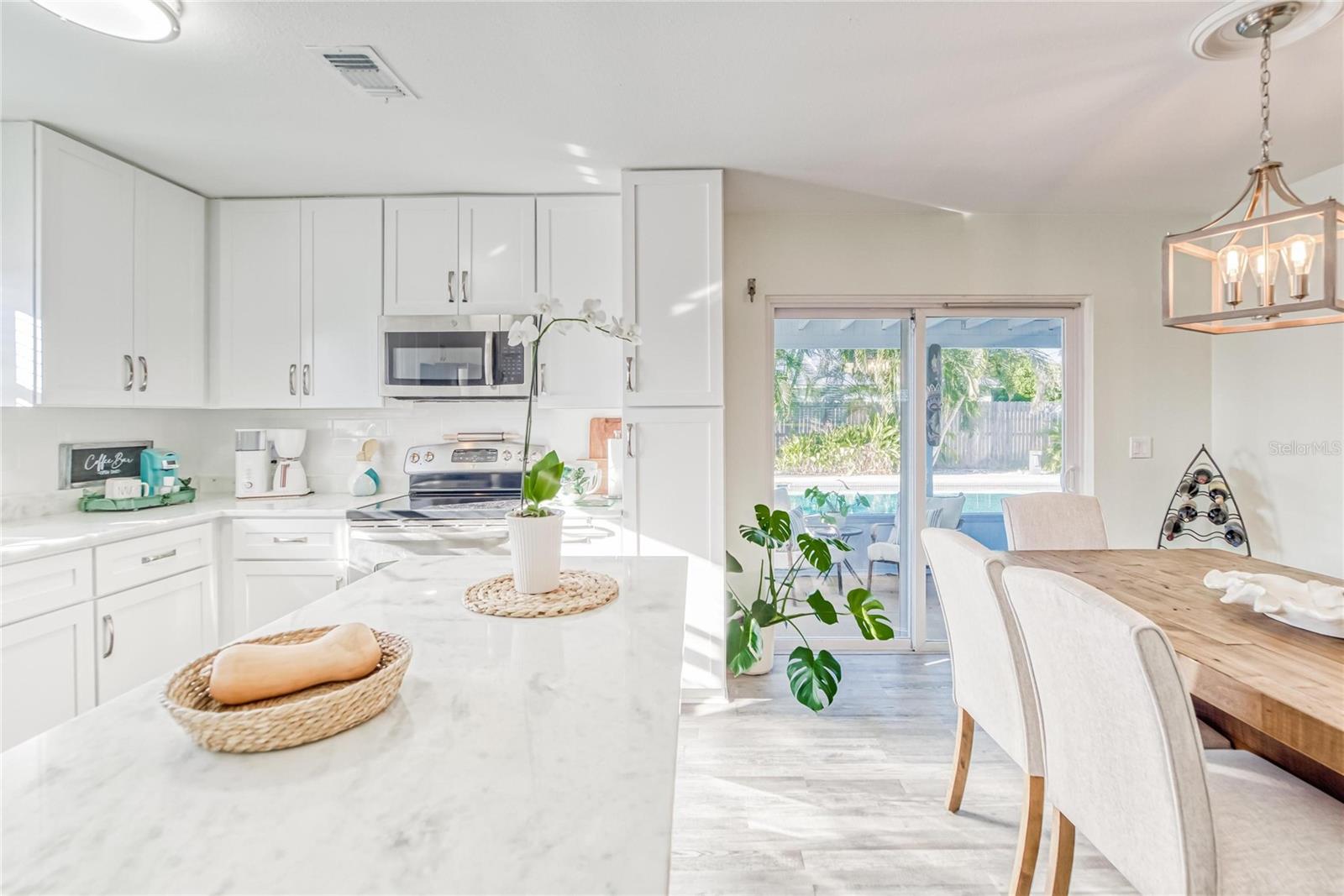 6004 GOLF AND SEA BLVD, APOLLO BEACH, FL, 33572