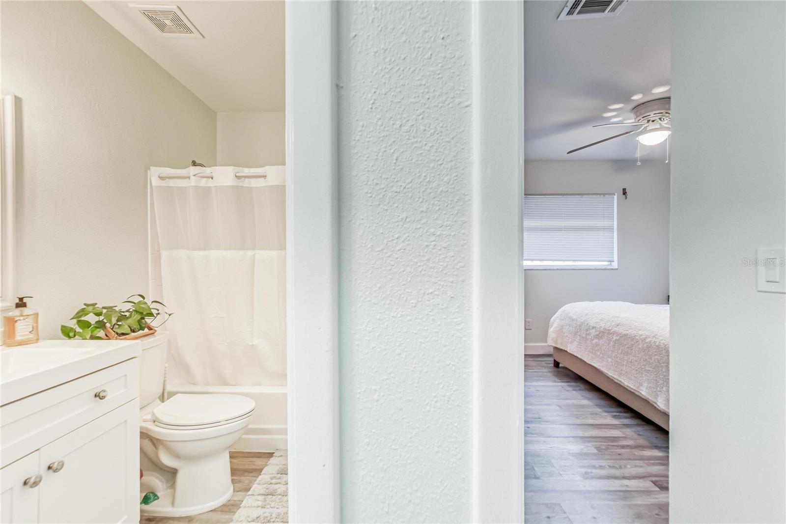 6004 GOLF AND SEA BLVD, APOLLO BEACH, FL, 33572