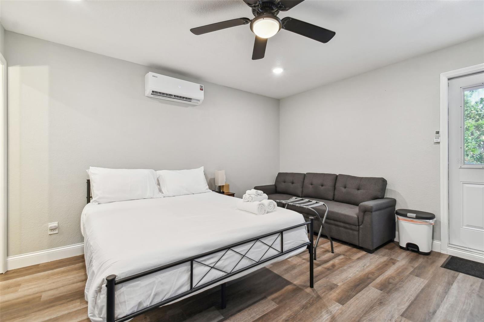 414 JOYCE AVE, TEMPLE TERRACE, FL, 33617