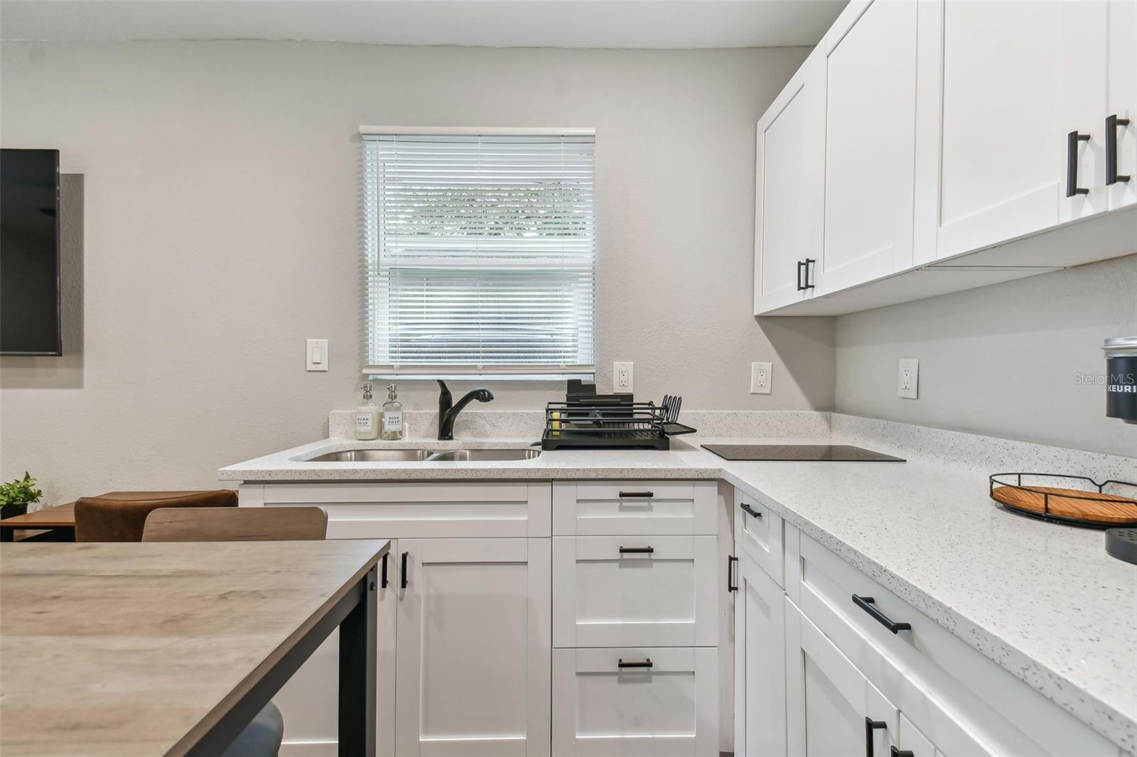 414 JOYCE AVE, TEMPLE TERRACE, FL, 33617