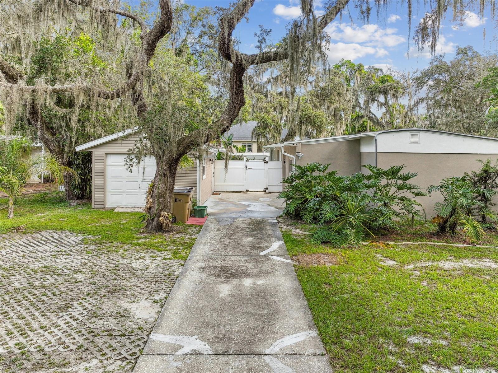 414 JOYCE AVE, TEMPLE TERRACE, FL, 33617