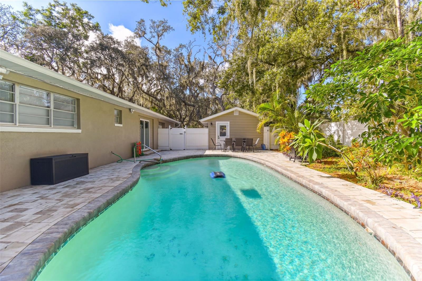 414 JOYCE AVE, TEMPLE TERRACE, FL, 33617