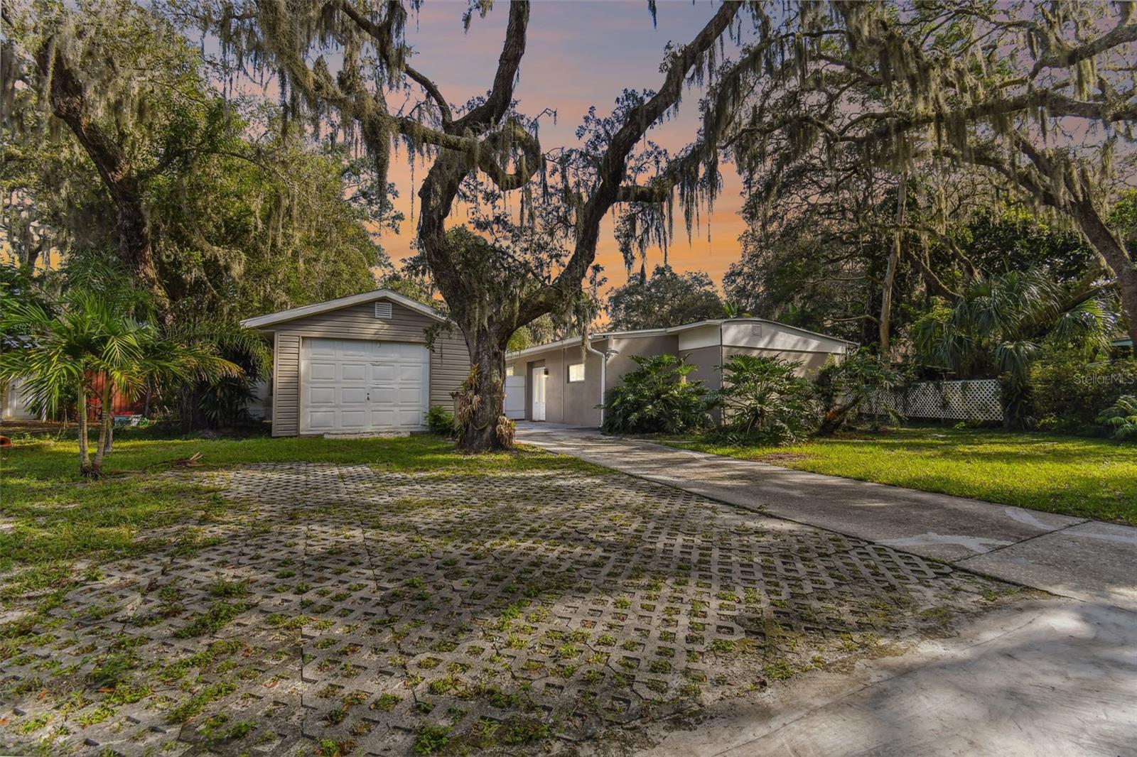 414 JOYCE AVE, TEMPLE TERRACE, FL, 33617