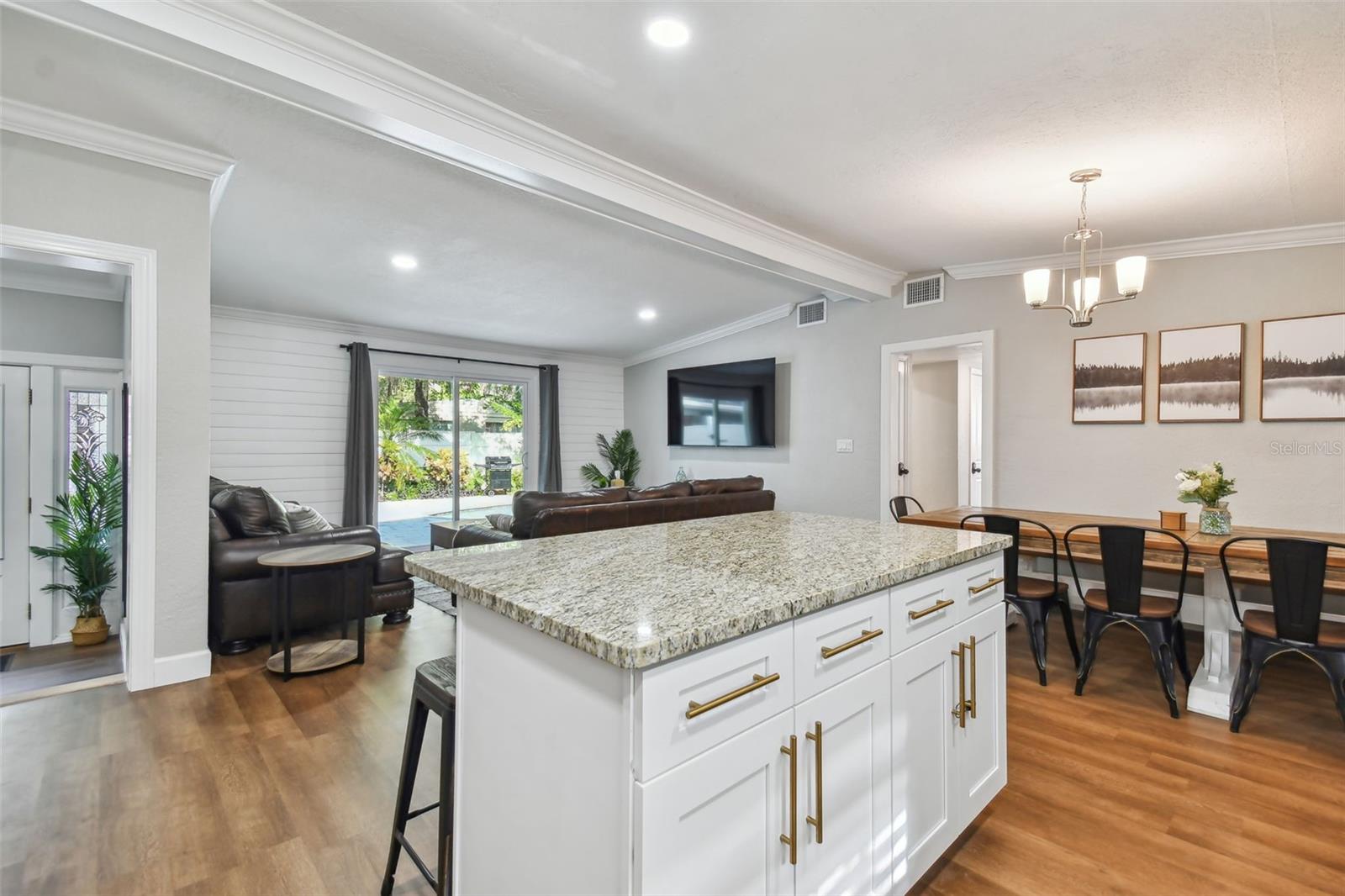 414 JOYCE AVE, TEMPLE TERRACE, FL, 33617
