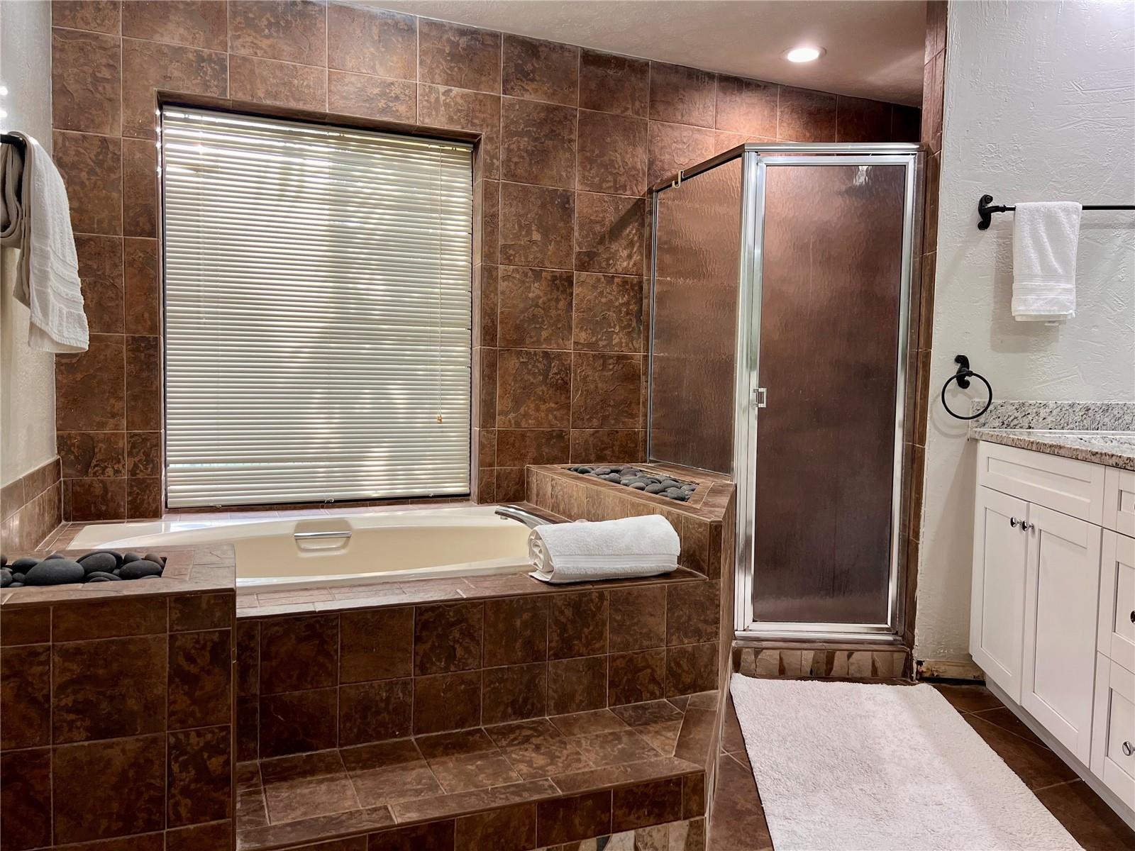 6612 BLACKFIN WAY, APOLLO BEACH, FL, 33572