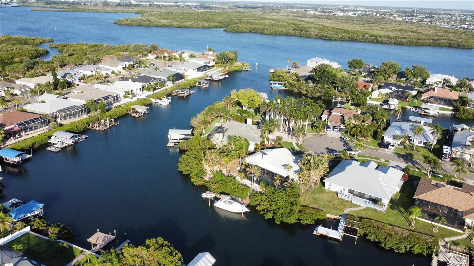 6612 BLACKFIN WAY, APOLLO BEACH, FL, 33572