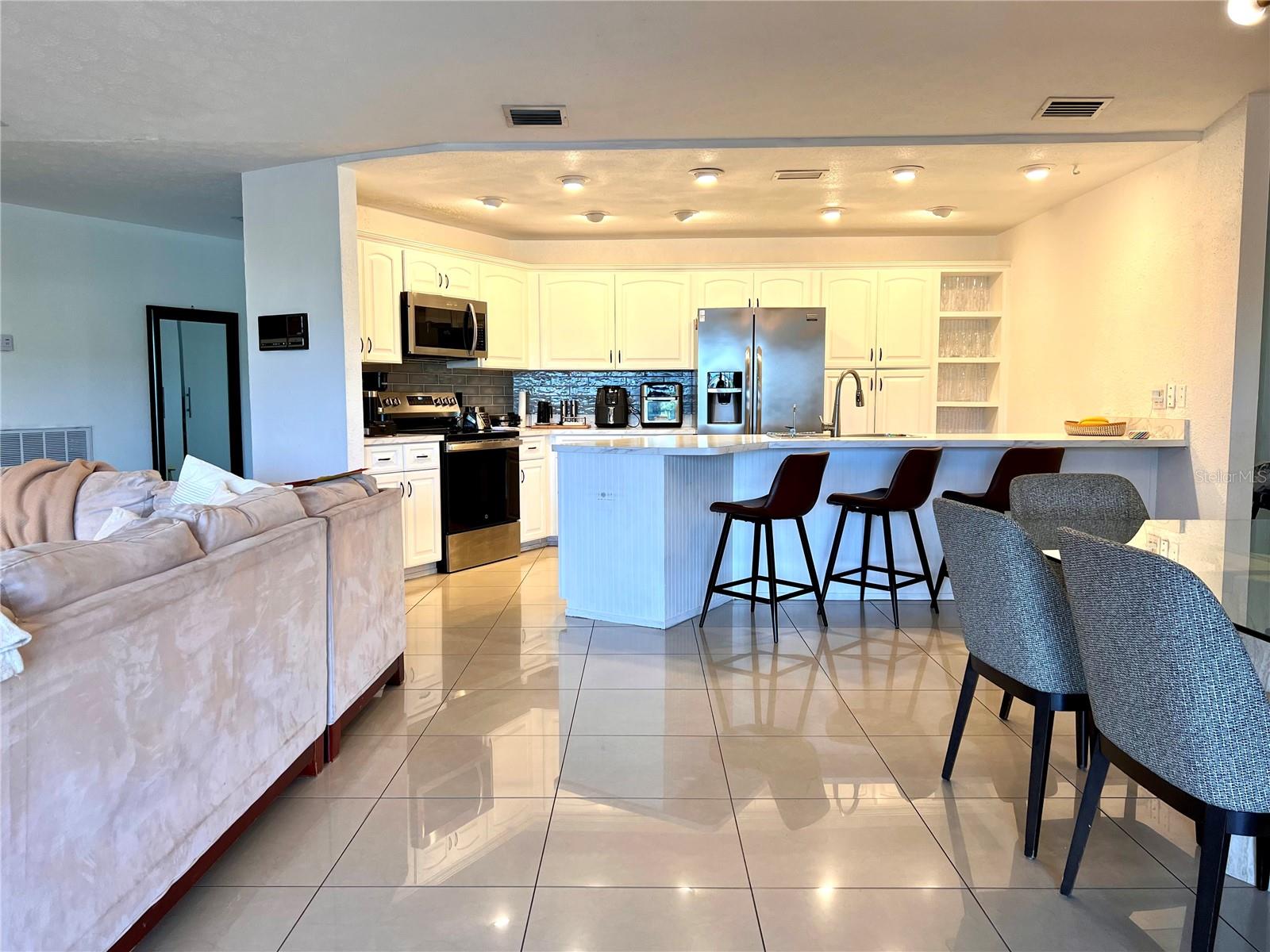 6612 BLACKFIN WAY, APOLLO BEACH, FL, 33572