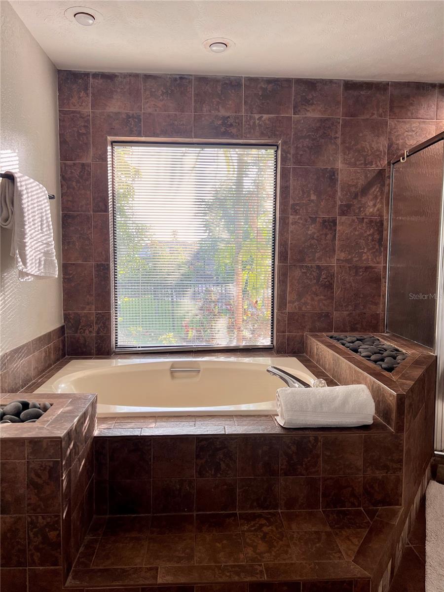 6612 BLACKFIN WAY, APOLLO BEACH, FL, 33572