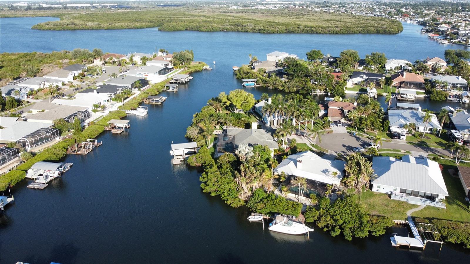 6612 BLACKFIN WAY, APOLLO BEACH, FL, 33572