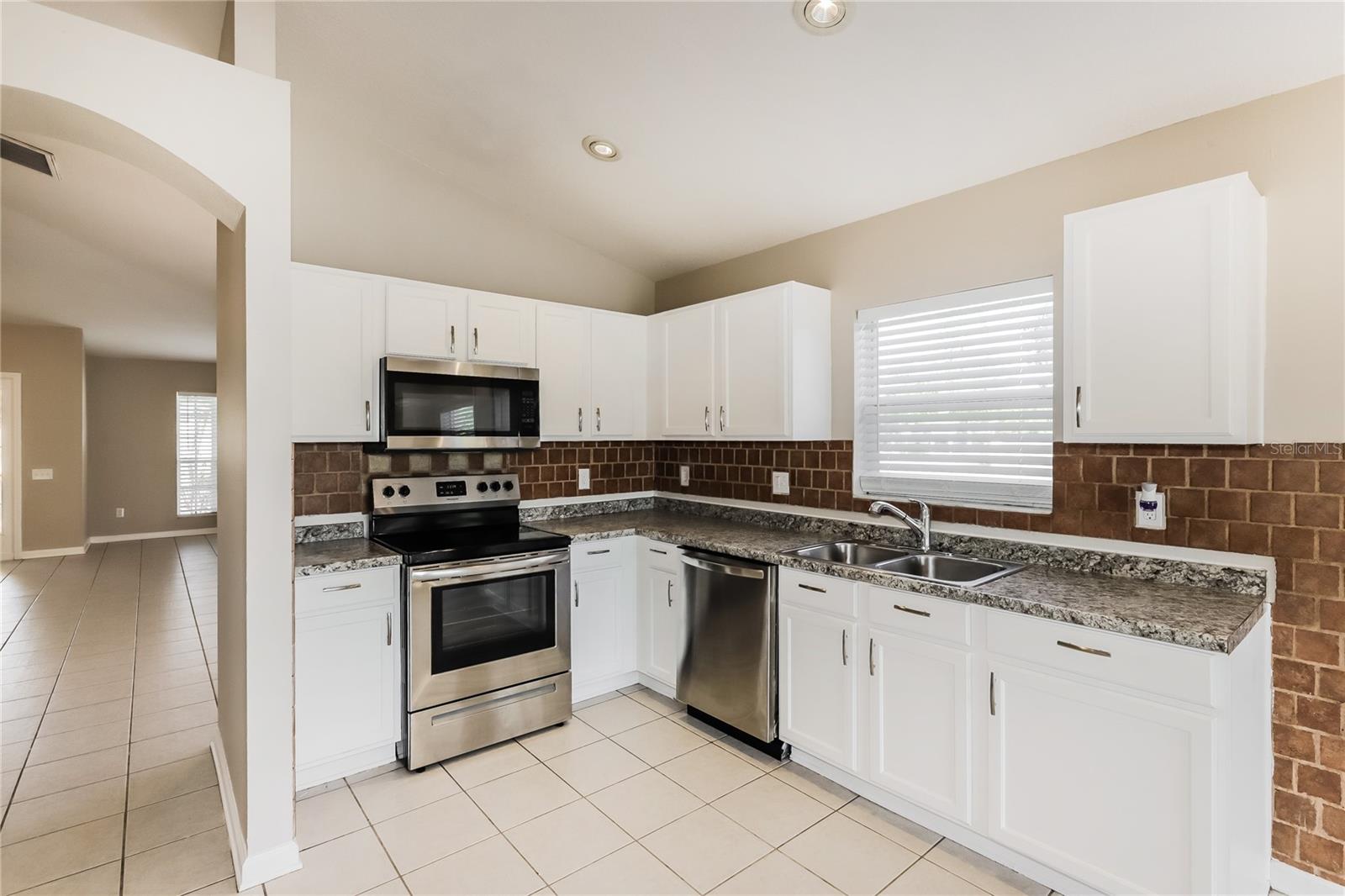13302 EVENING SUNSET LN, RIVERVIEW, FL, 33579