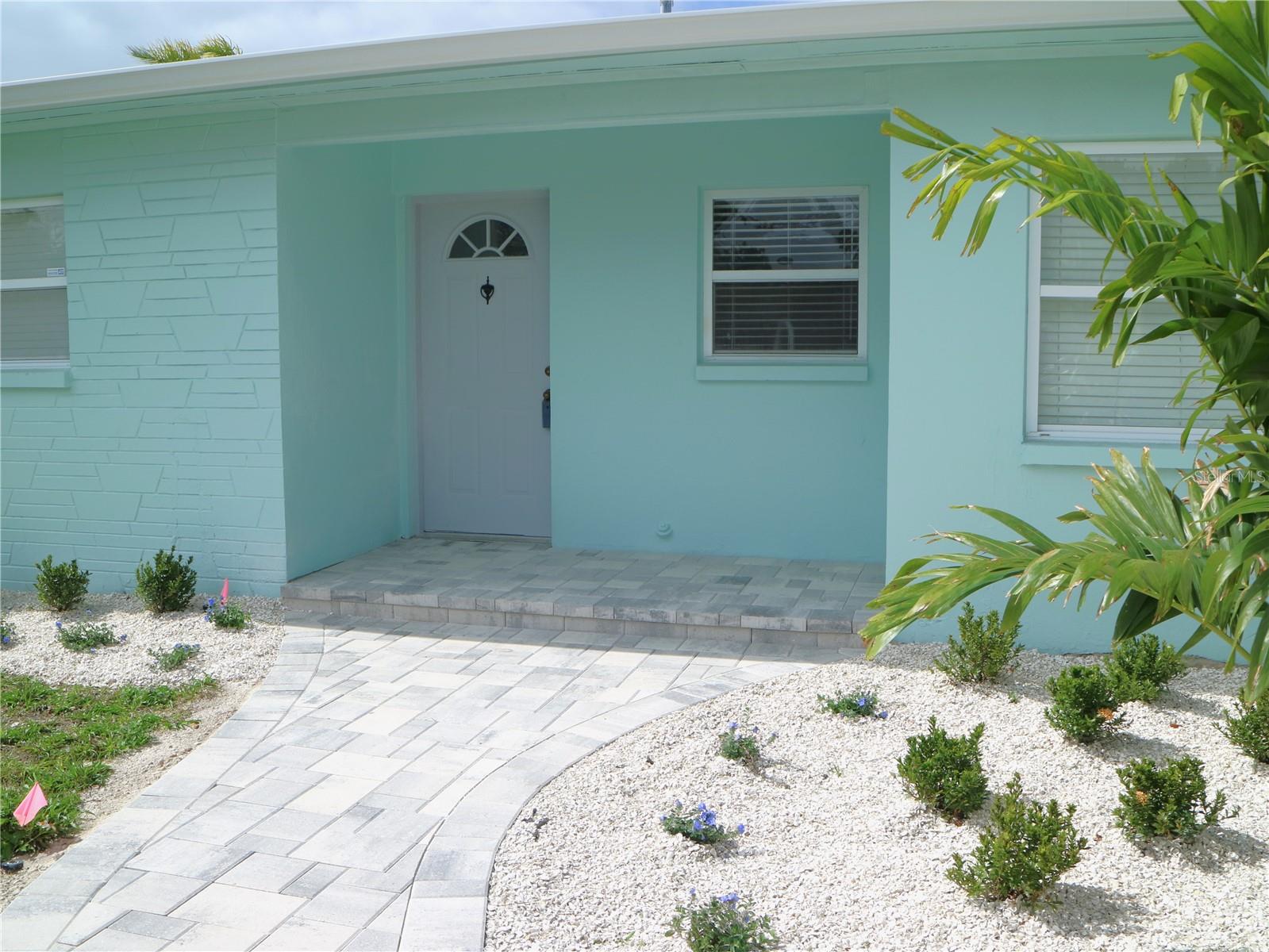 310 WESTWINDS DR, PALM HARBOR, FL, 34683