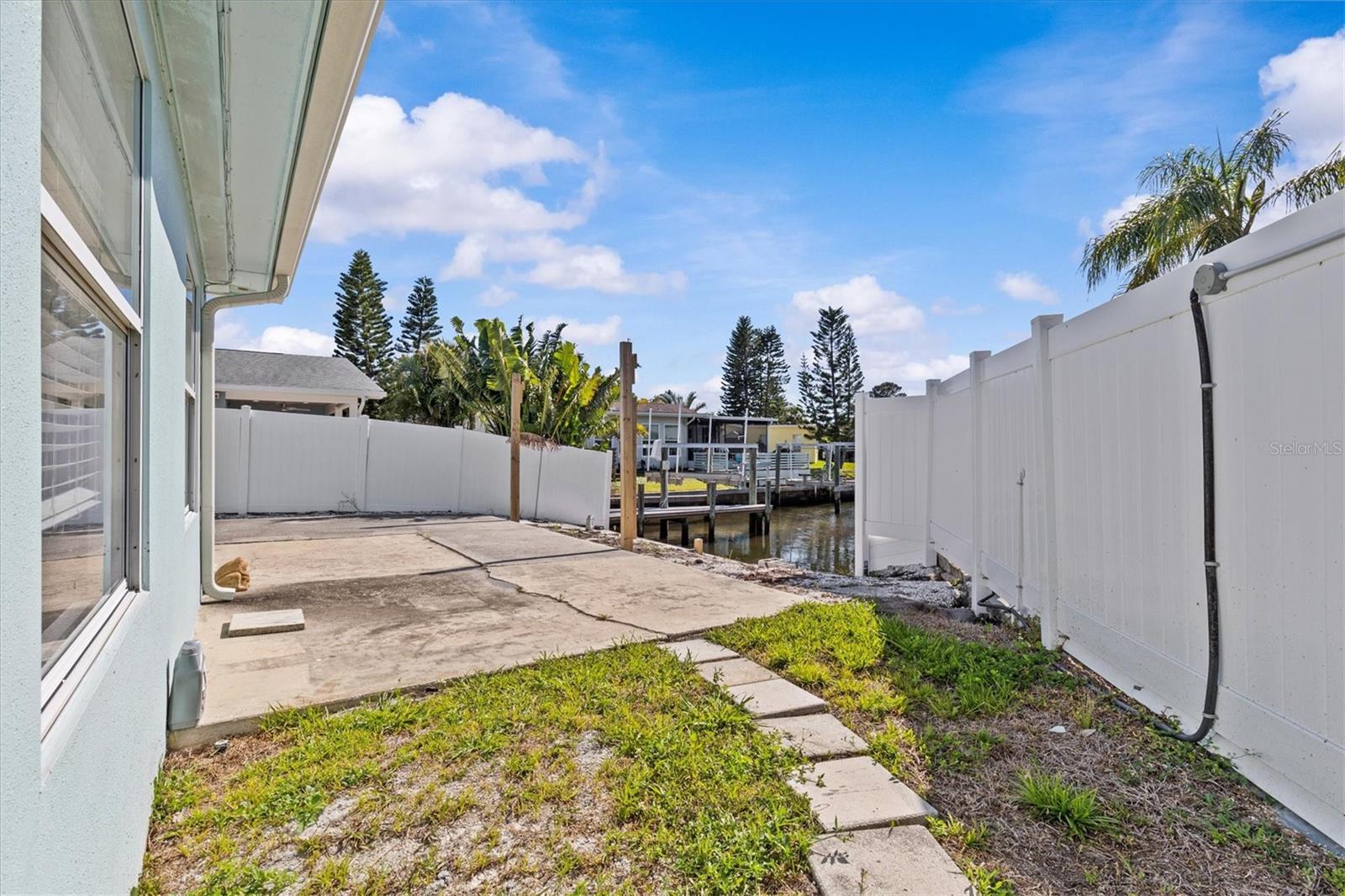 310 WESTWINDS DR, PALM HARBOR, FL, 34683