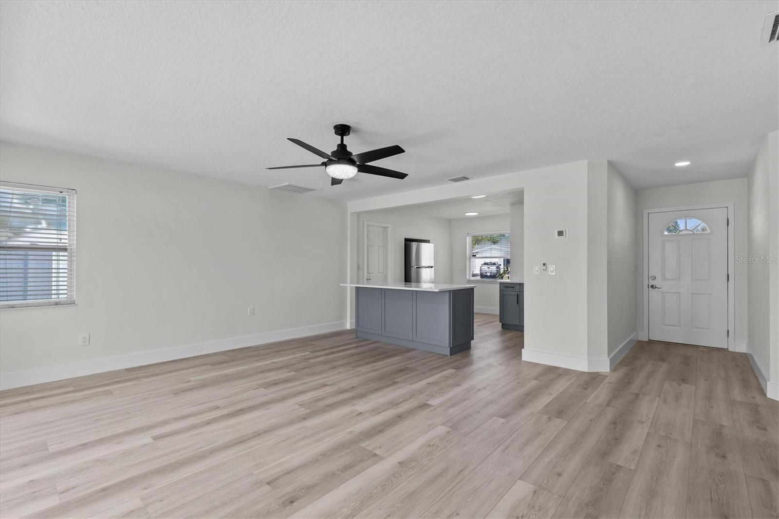 310 WESTWINDS DR, PALM HARBOR, FL, 34683