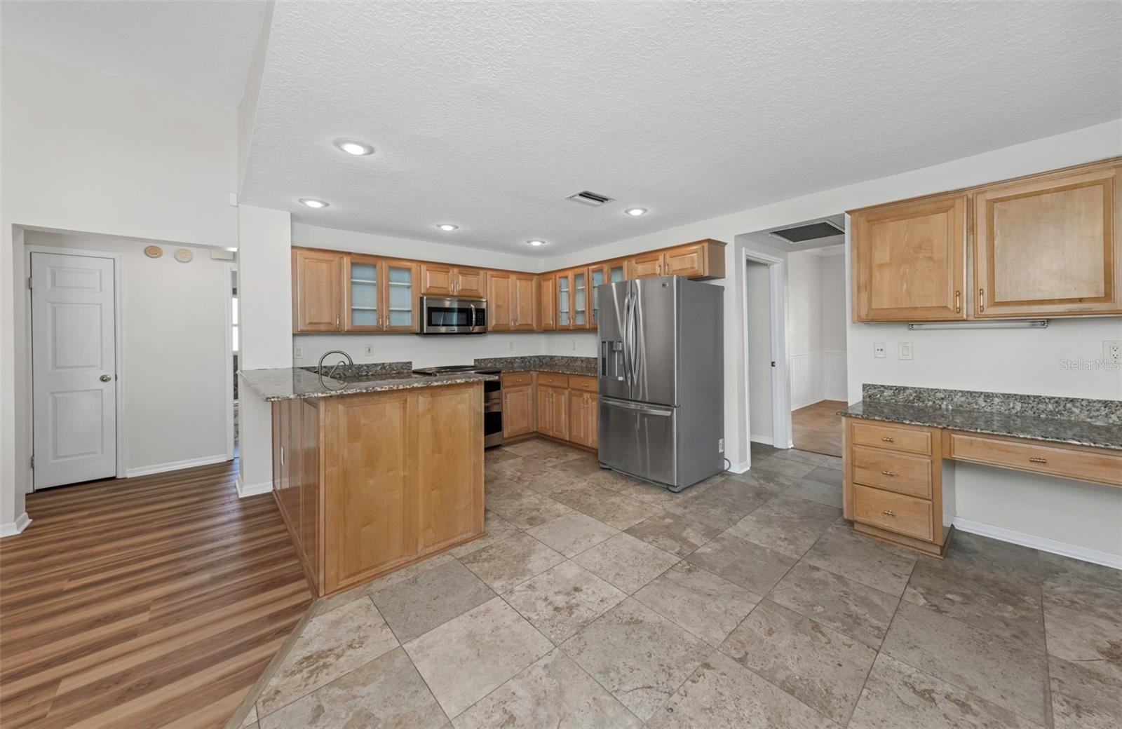 15002 ROCKY LEDGE DR, TAMPA, FL, 33625
