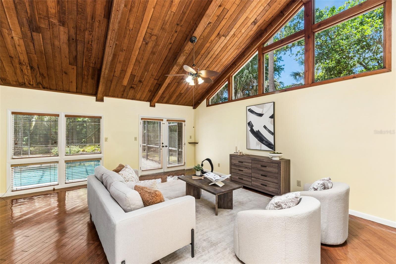 136 WISTERIA DR, LONGWOOD, FL, 32779