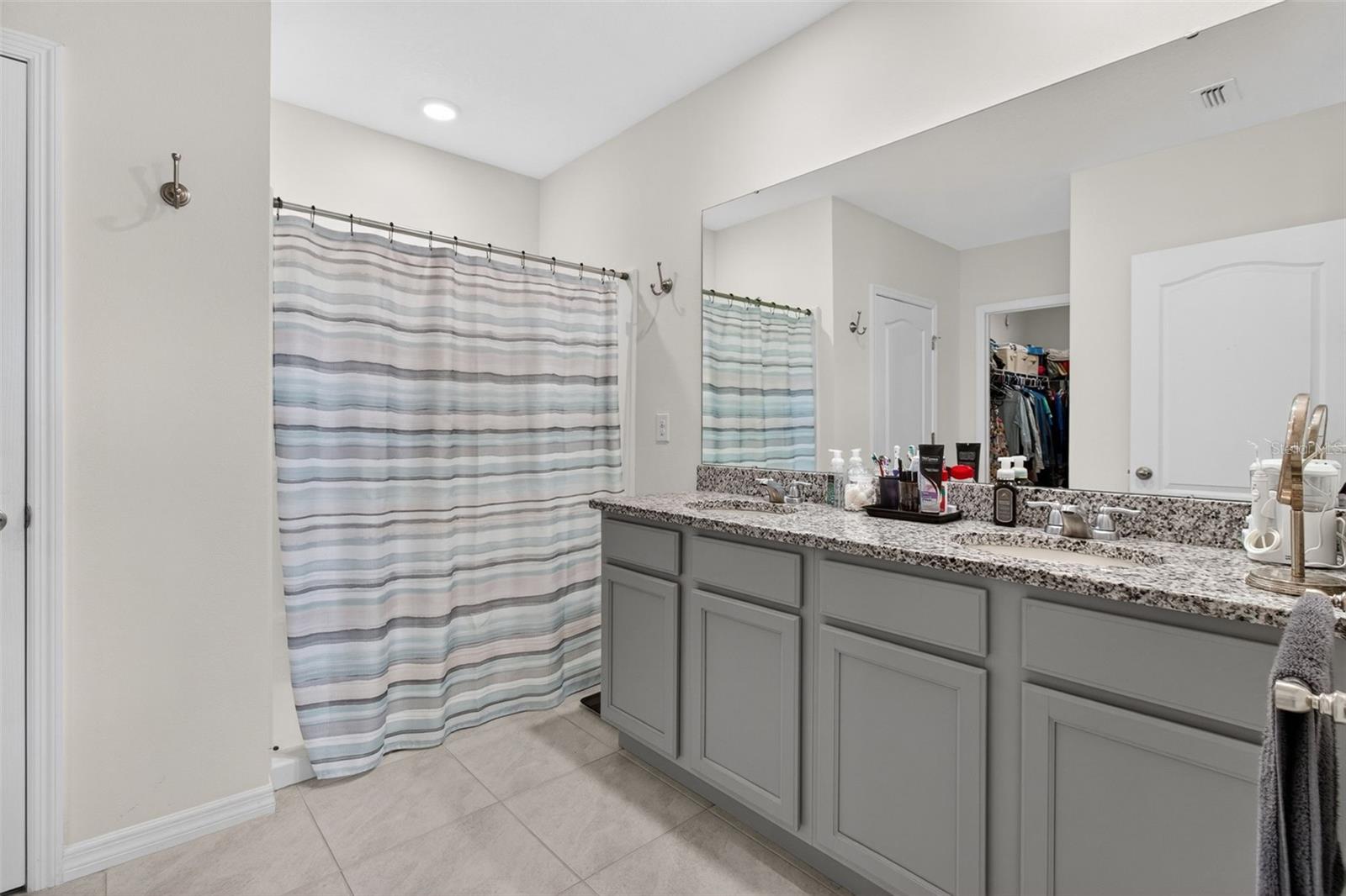 5946 SHINGLE CREEK RD, LAKELAND, FL, 33811