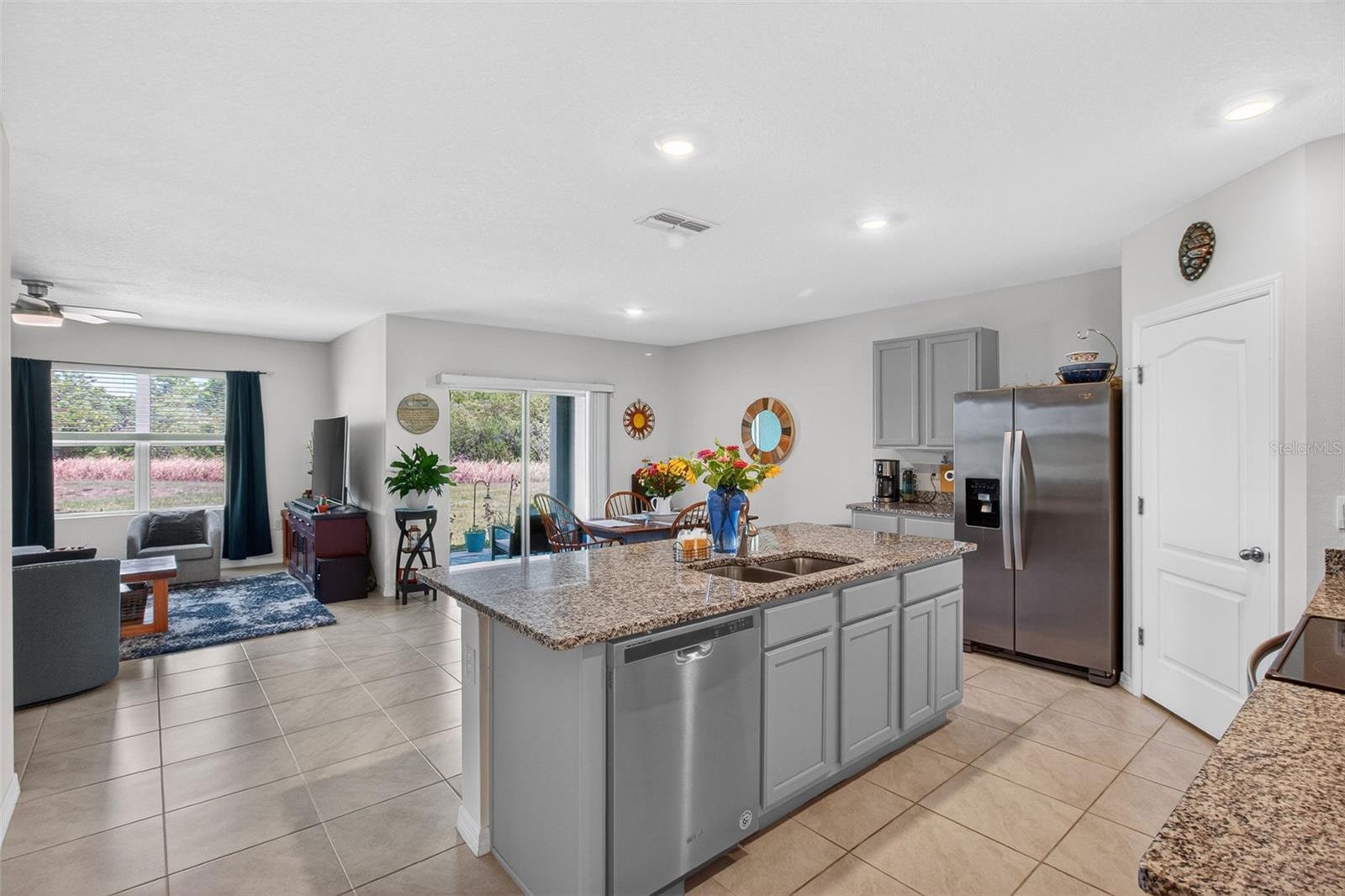 5946 SHINGLE CREEK RD, LAKELAND, FL, 33811