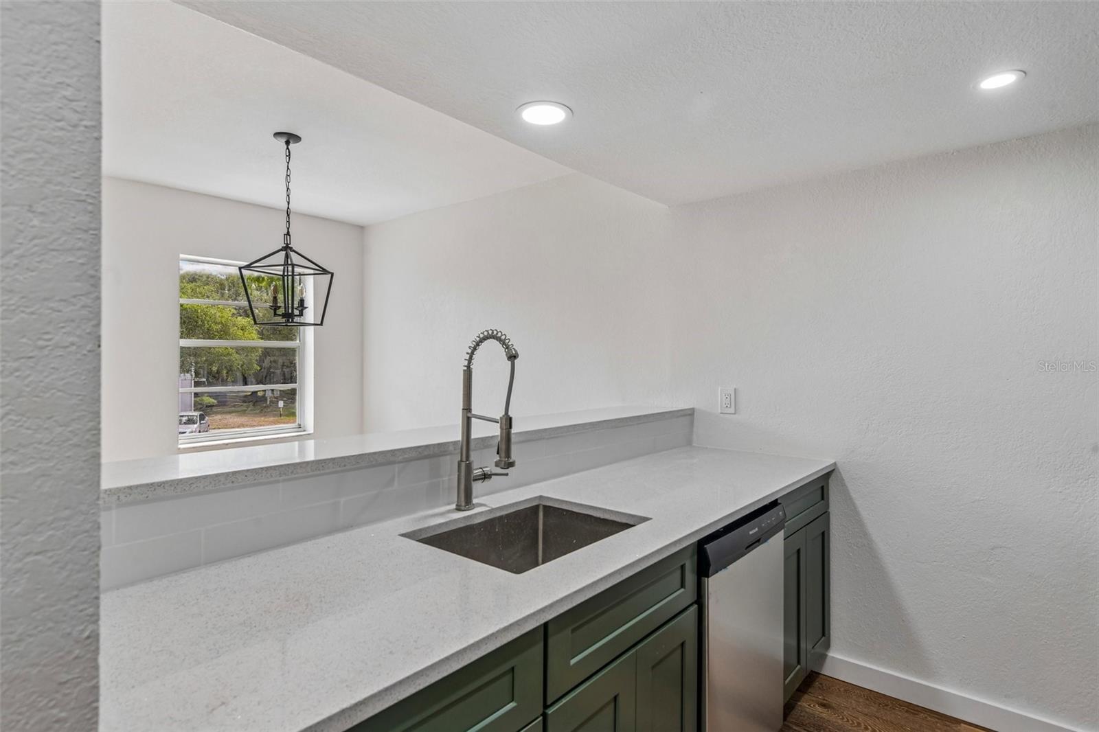 7192 E BANK DR #7192, TAMPA, FL, 33617