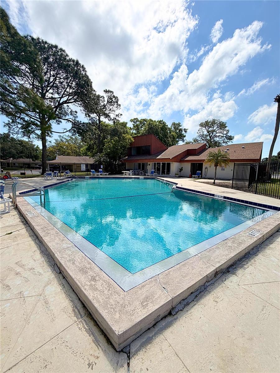 2074 SUNSET POINT RD #137, CLEARWATER, FL, 33765