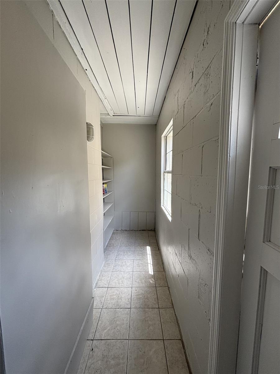 10307 PARKCREST DR, TAMPA, FL, 33624
