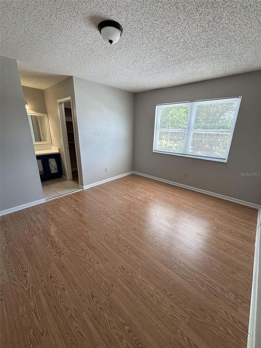 10307 PARKCREST DR, TAMPA, FL, 33624