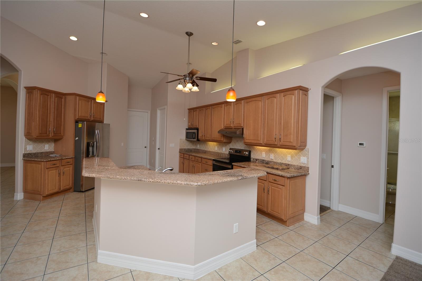 8 FERNON LN, PALM COAST, FL, 32137