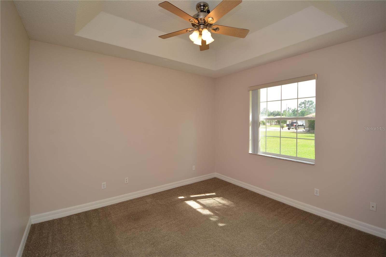 8 FERNON LN, PALM COAST, FL, 32137
