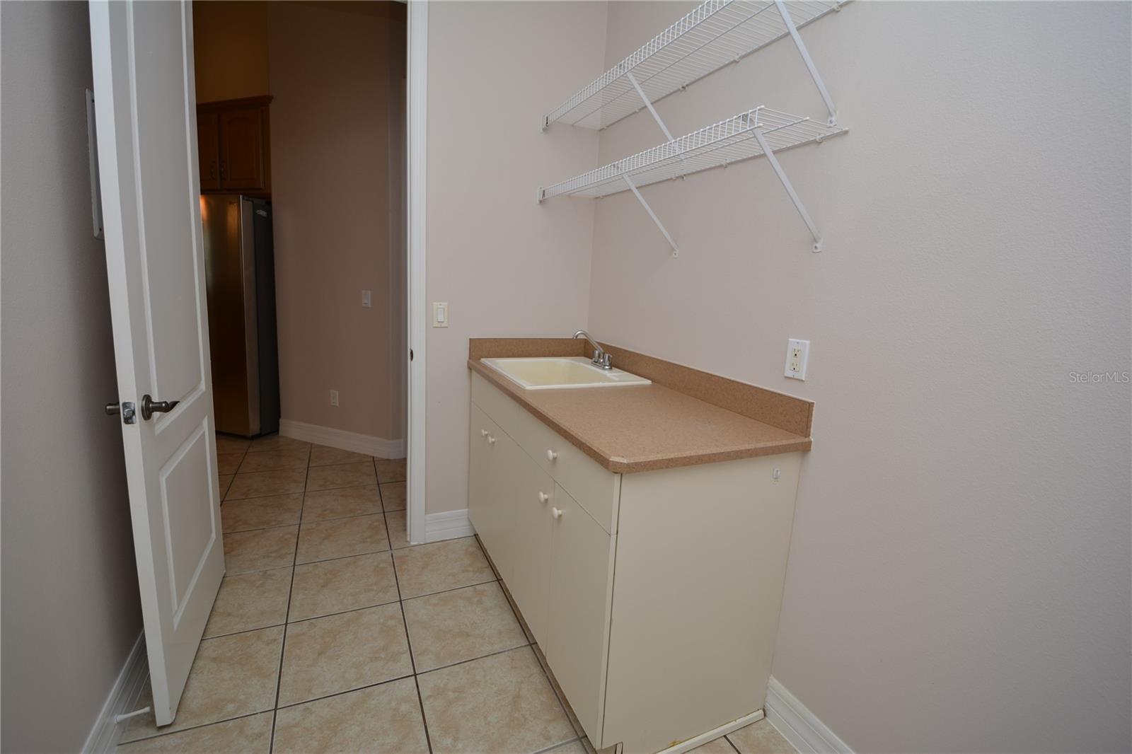 8 FERNON LN, PALM COAST, FL, 32137