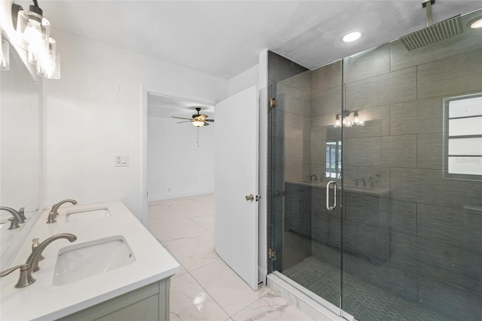11003 KEWANEE DR, TEMPLE TERRACE, FL, 33617