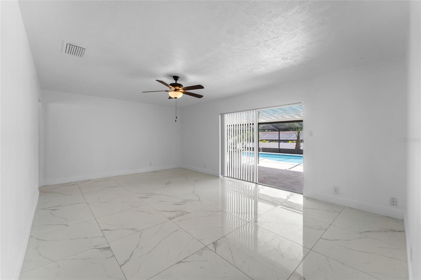 11003 KEWANEE DR, TEMPLE TERRACE, FL, 33617