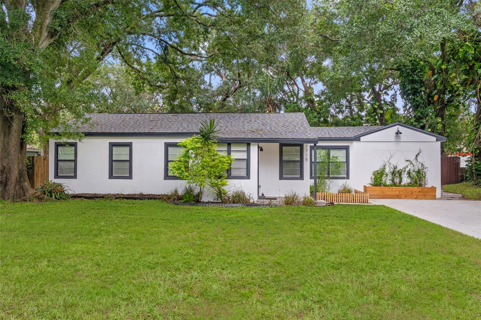 1715 N ALEXANDER RD, TAMPA, FL, 33603
