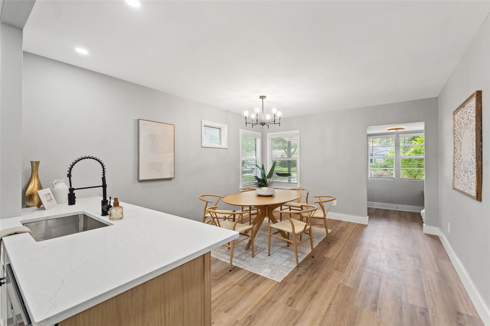 1715 N ALEXANDER RD, TAMPA, FL, 33603