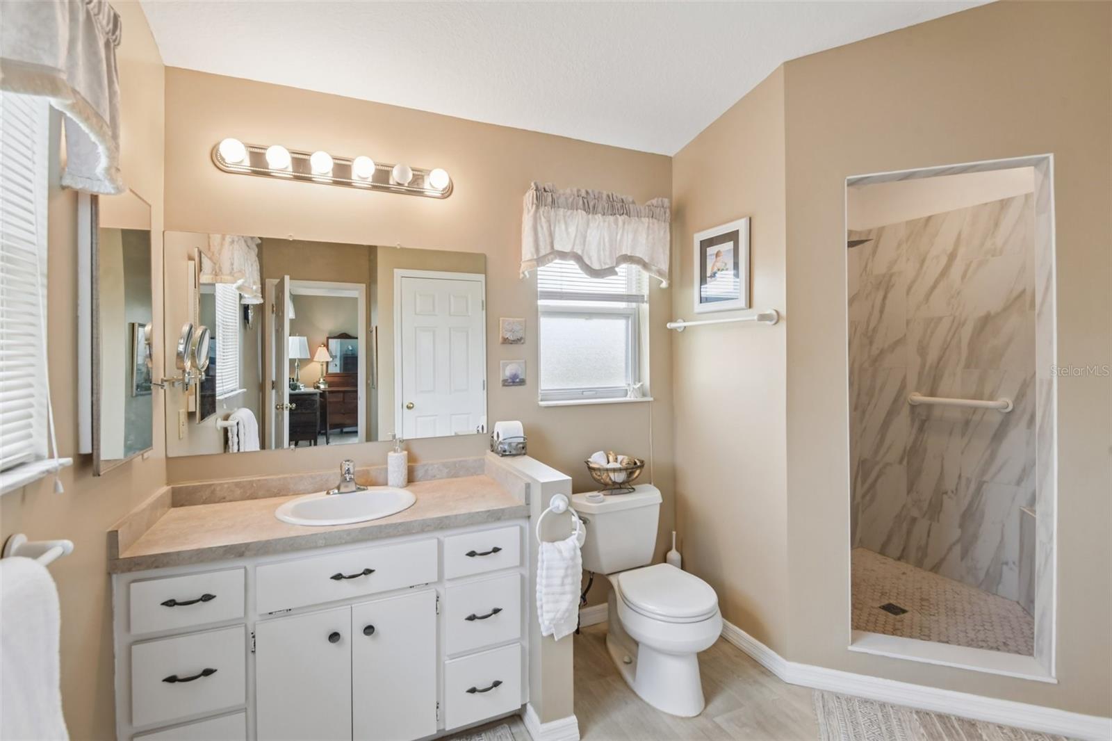 8212 HAYWARD LN, PORT RICHEY, FL, 34668