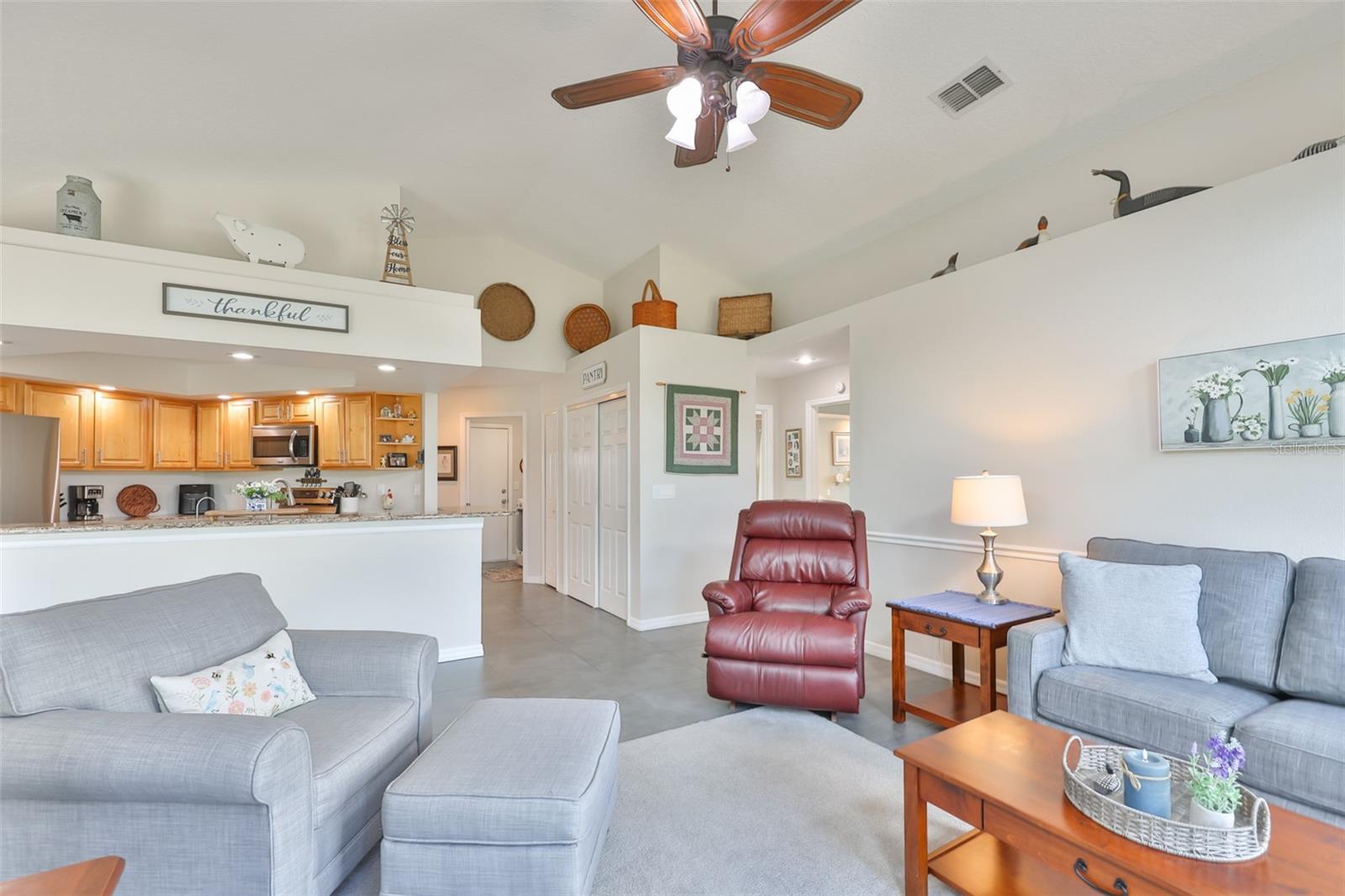 2109 NEW BEDFORD DR, SUN CITY CENTER, FL, 33573