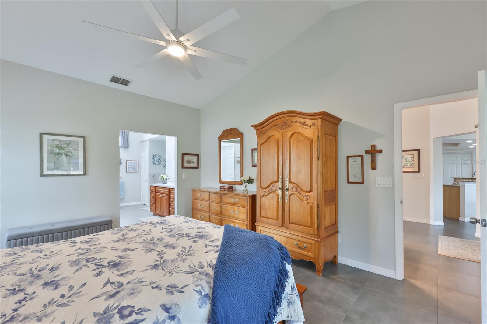 2109 NEW BEDFORD DR, SUN CITY CENTER, FL, 33573